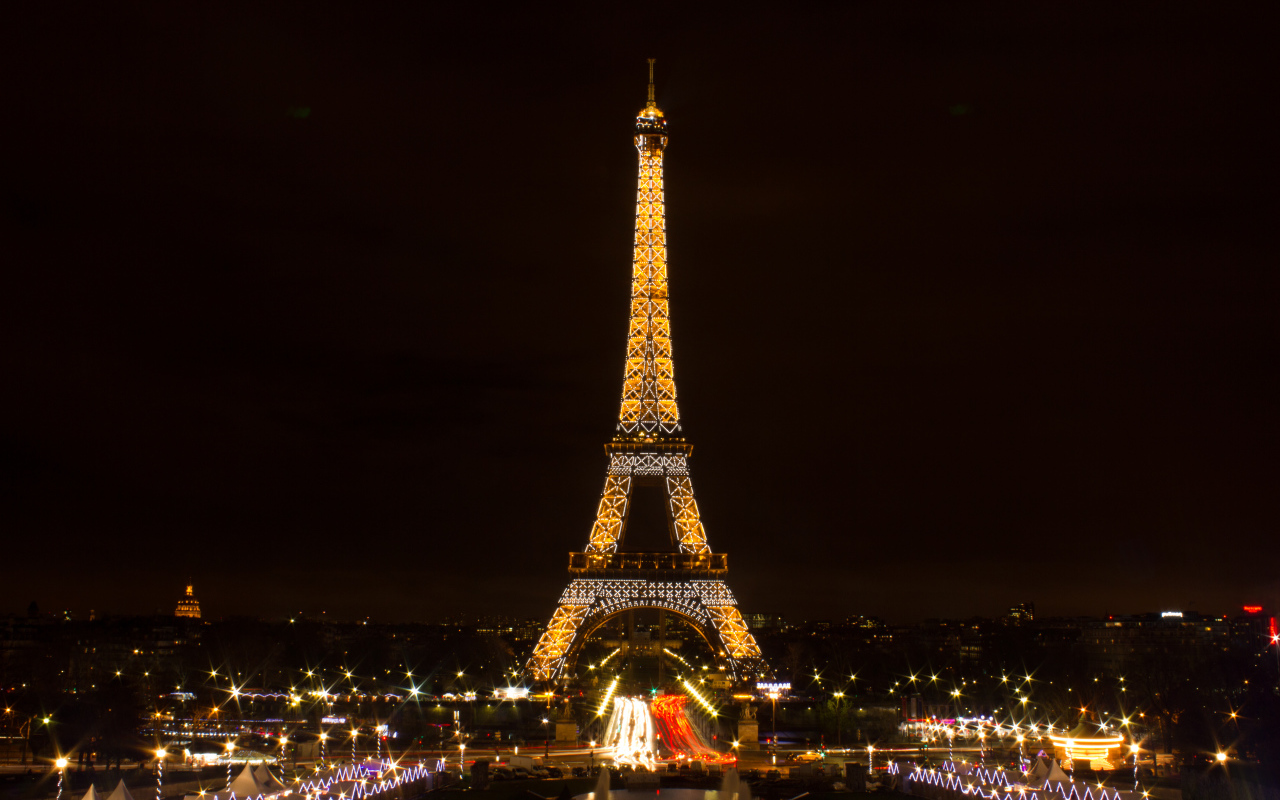 Огни ночного Парижа