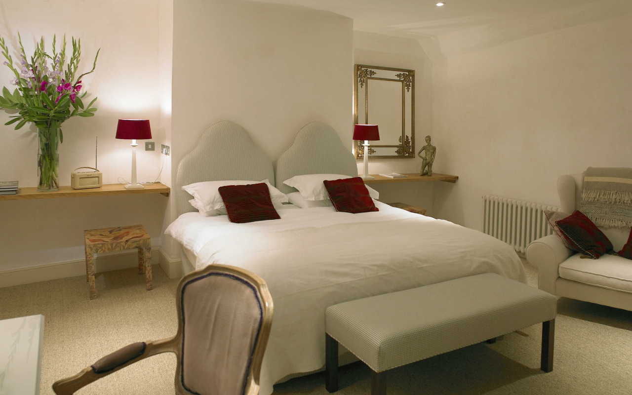 Романтический дизайн спальни