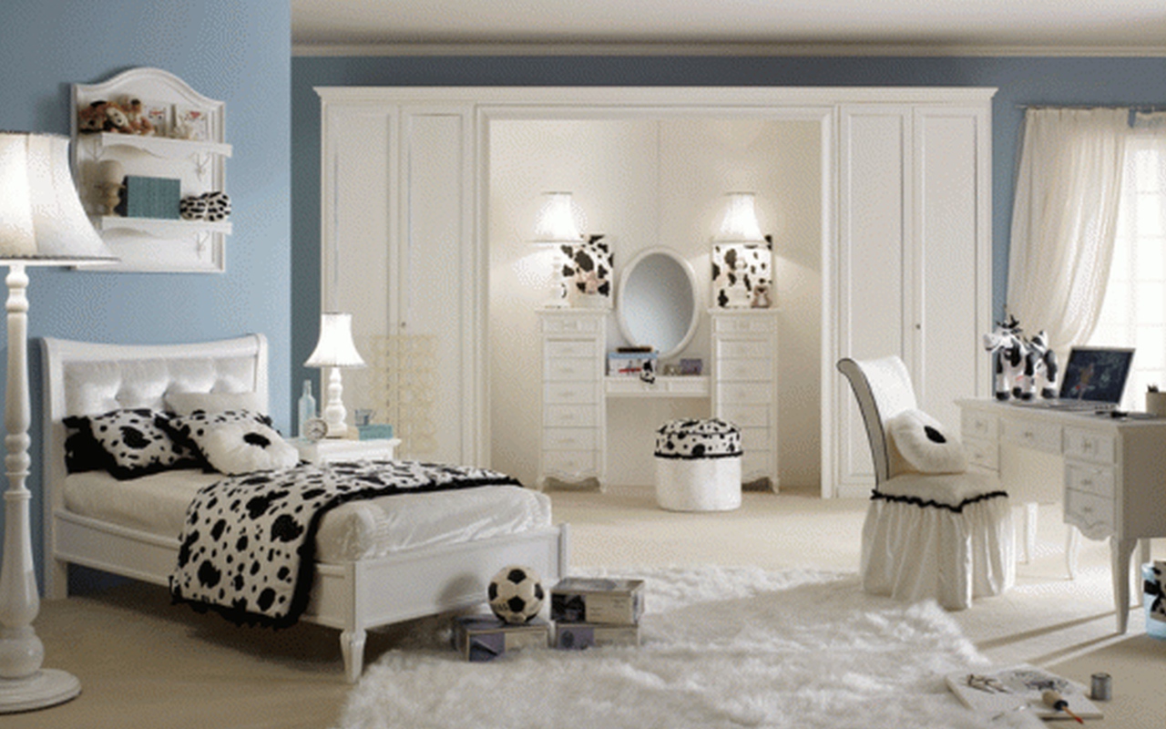 Комната для девочки подростка