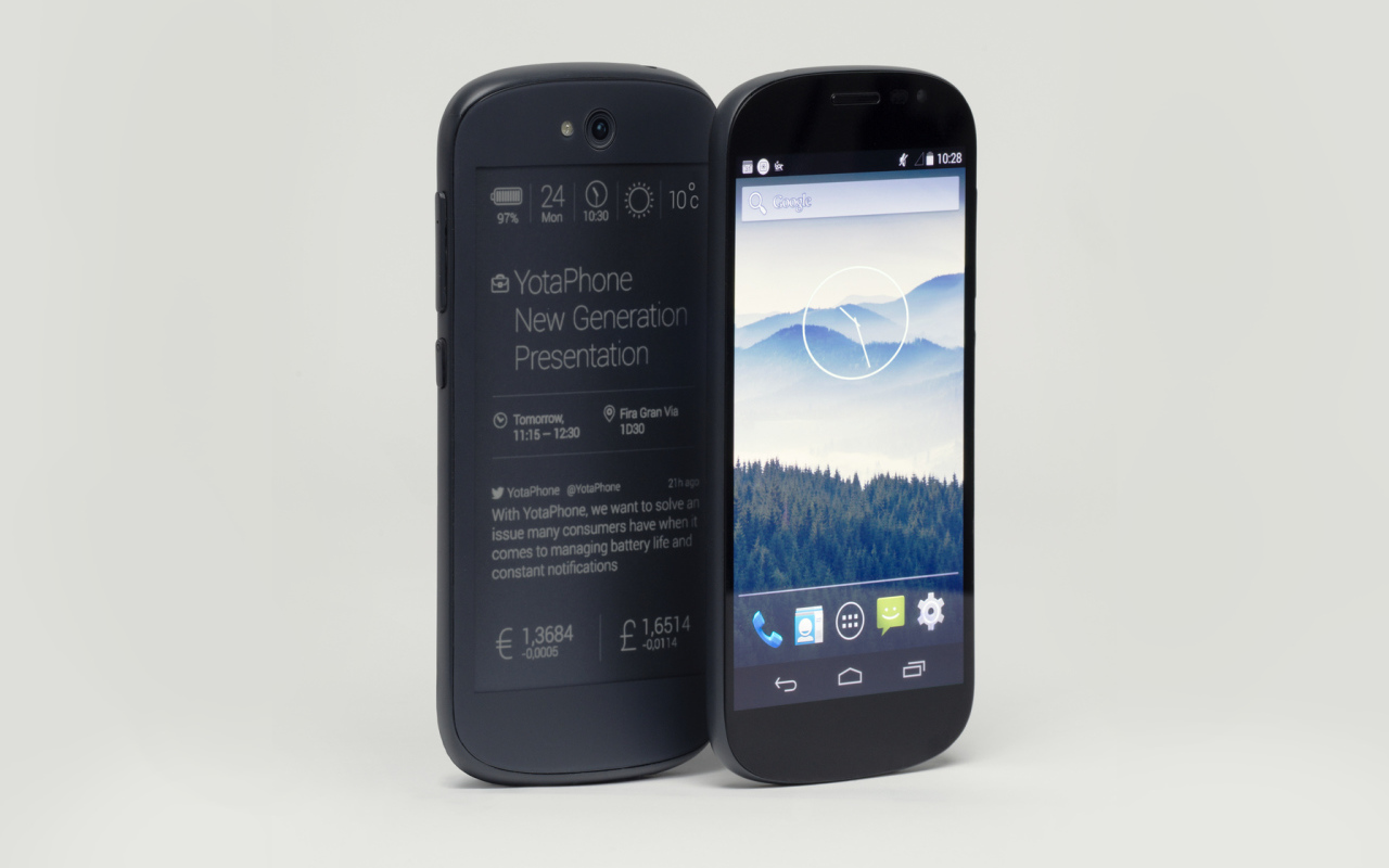 Российский смартфон YotaPhone 2