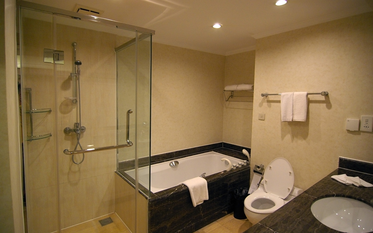 Душ и ванная