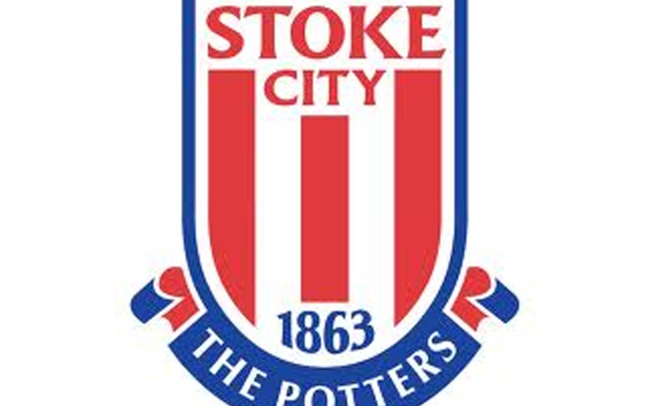 Известный Футбольный клуб Англии Сток Сити