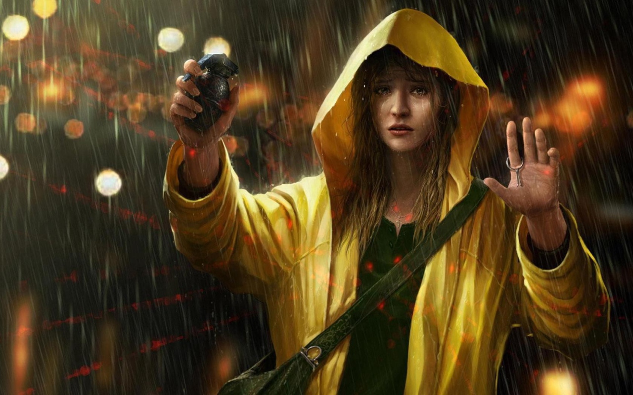 Девушка с гранатой