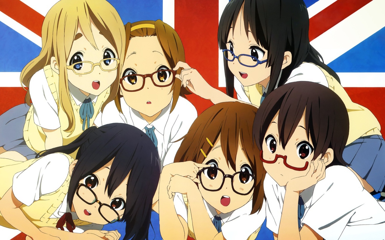 Девушки аниме на фоне флага Великобритании