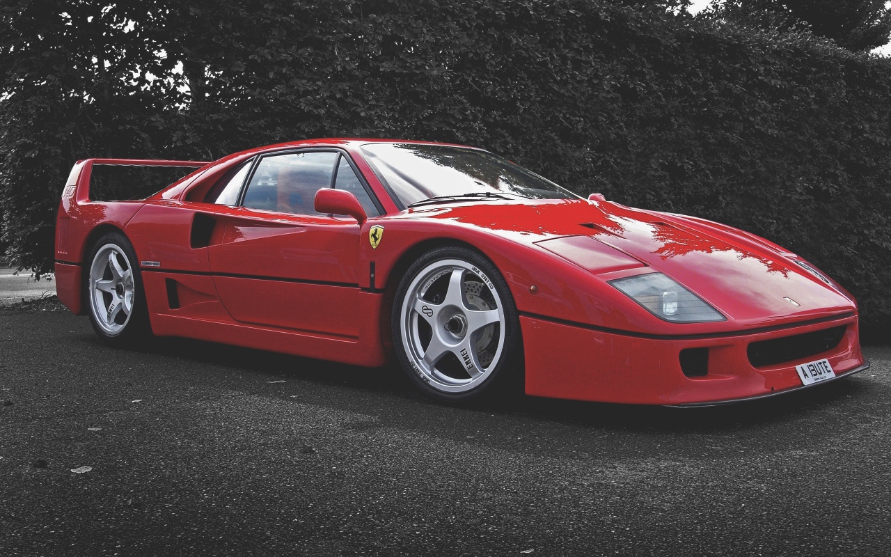 Красный феррари ф40