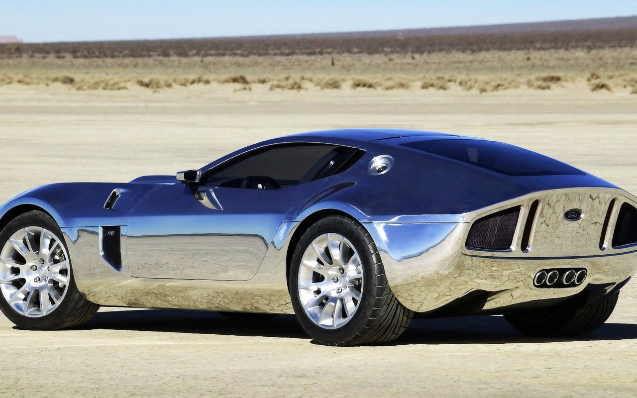 Блестящий Ford Shelby GR-1