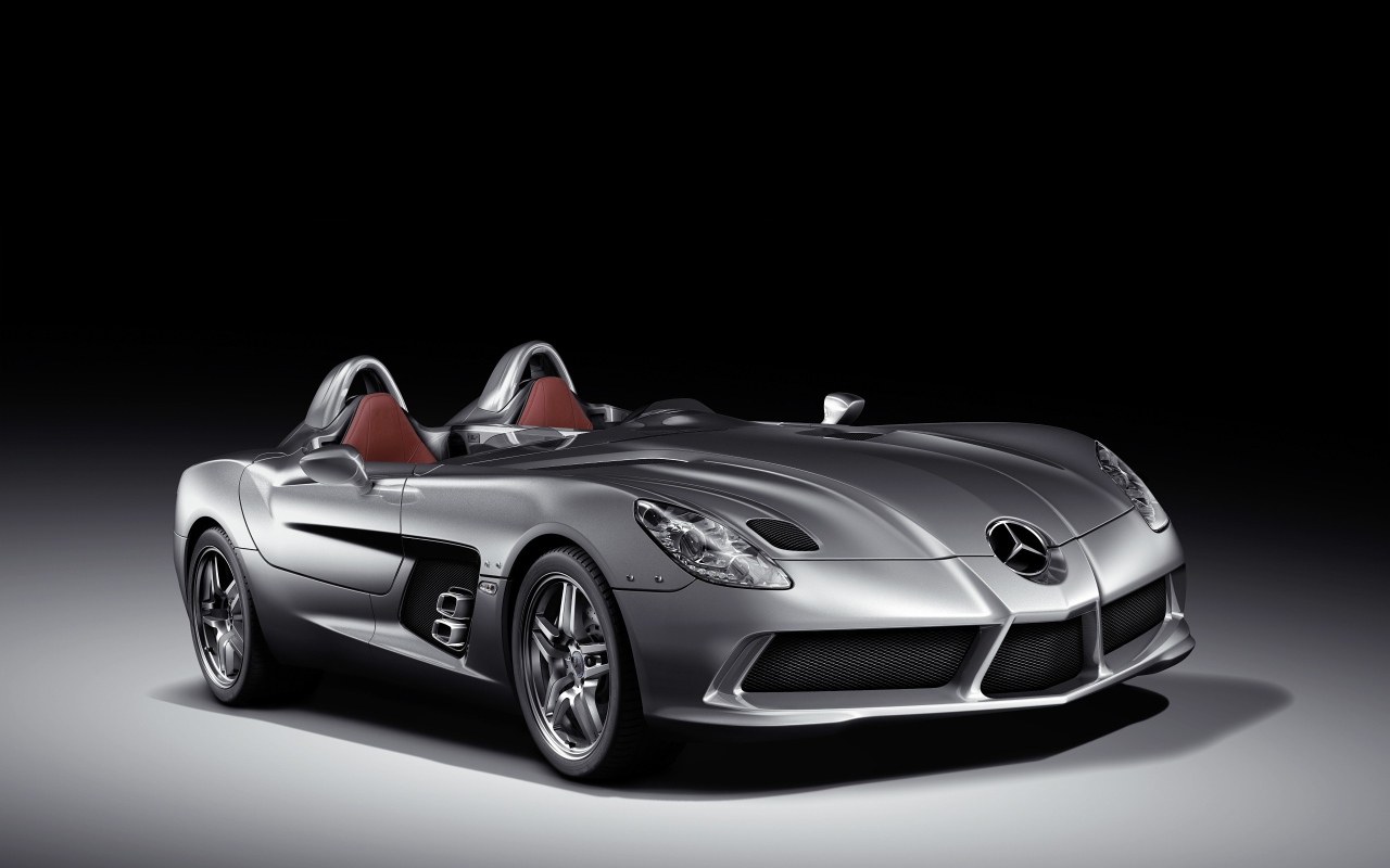 Необычный автомобиль Mercedes-Benz SLR Stirling Moss