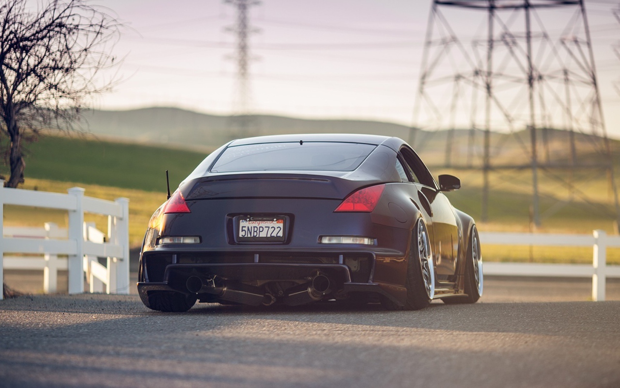 Тюнинг черного Nissan 350Z