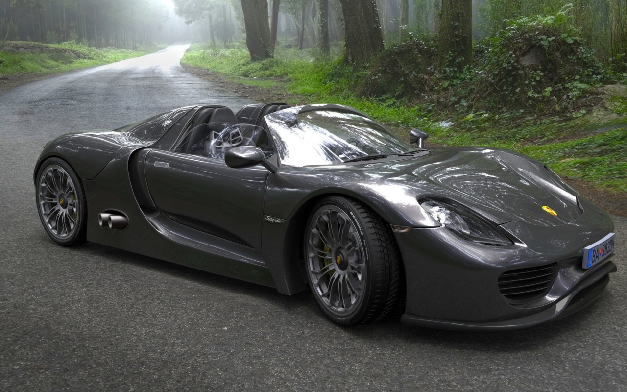 Двухместный автомобиль Porsche 918 Spyder