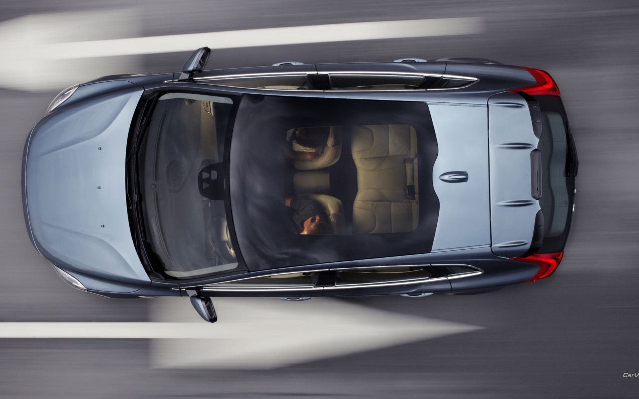 Volvo с прозрачной крышей