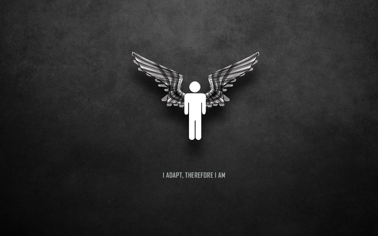 Фигурка человека с крыльями