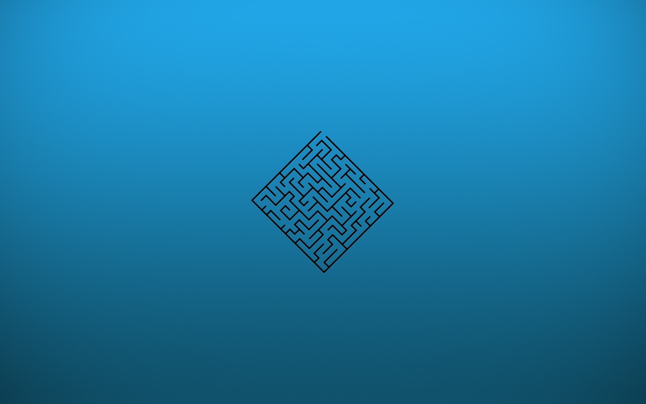 Лабиринт на голубом фоне