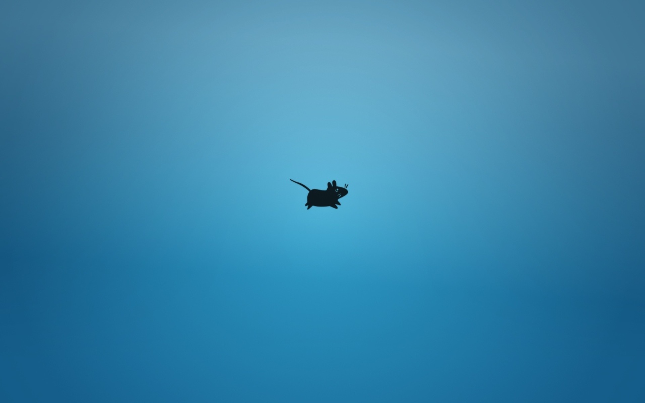 Мышка, голубой фон