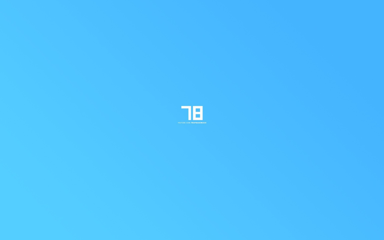 Семь и восемь на голубом фоне