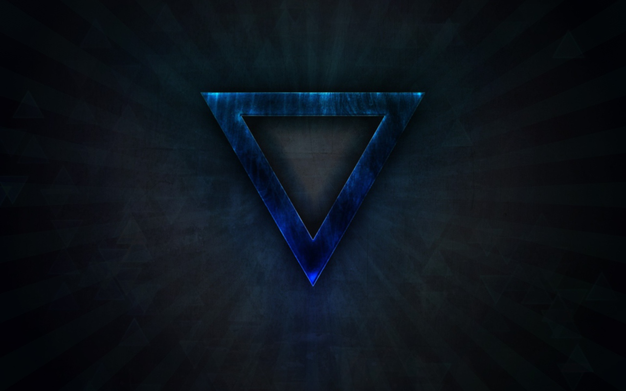 Синий треугольник на черном фоне