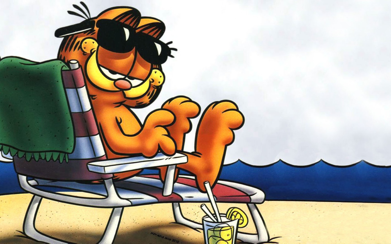 Гарфилд загорает на пляже