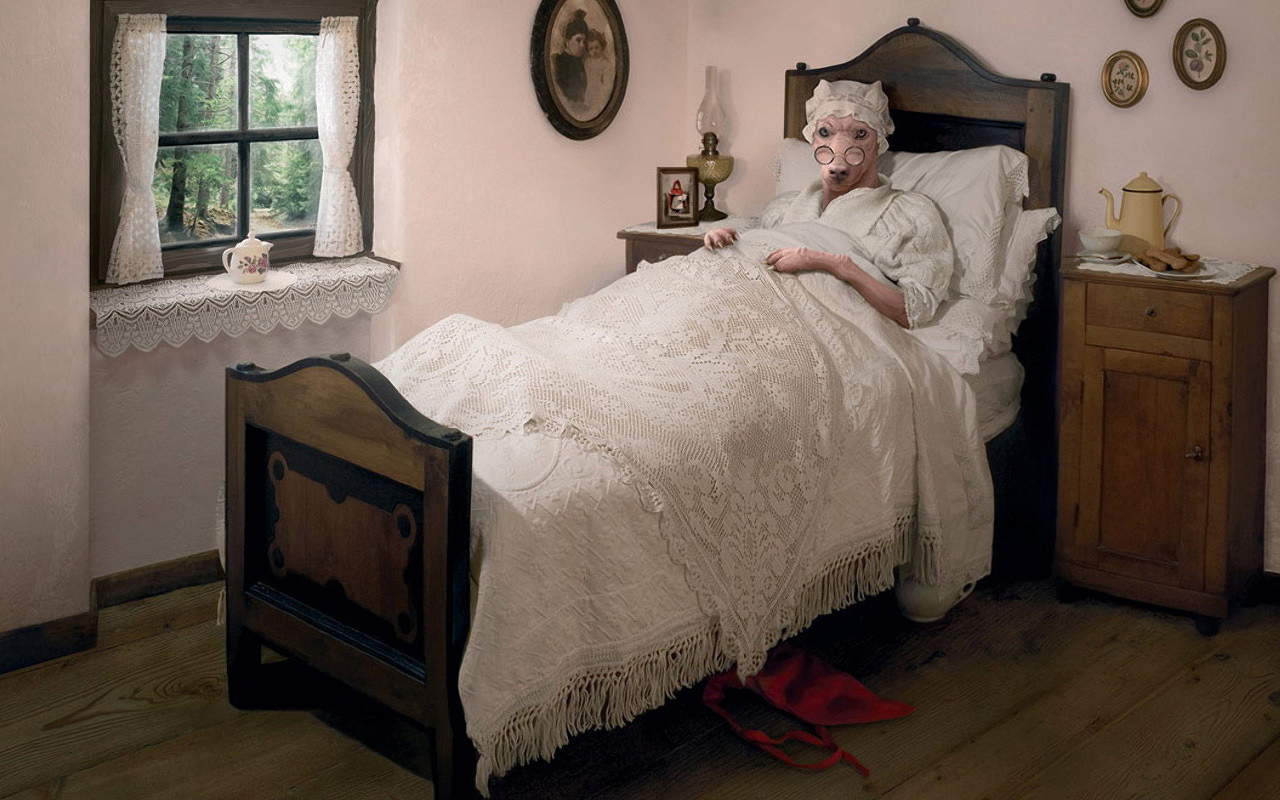 Волк в кровати