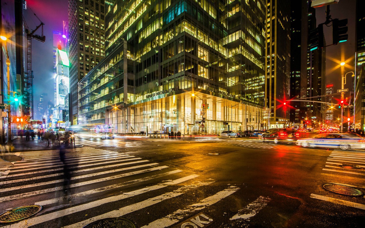 Перекресток в Нью-Йорке