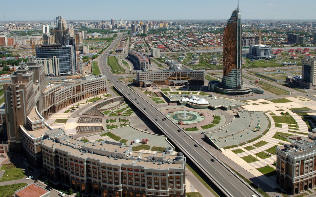 Центральная площадь Астаны, Казахстан