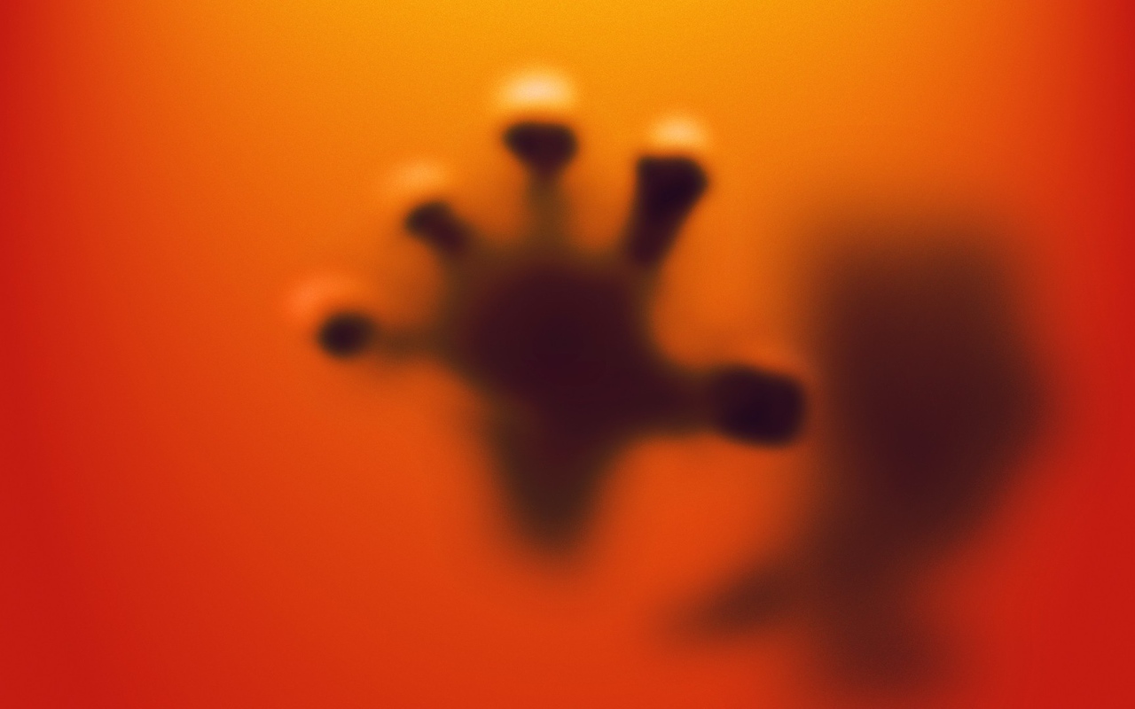 Рука существа с другой планеты