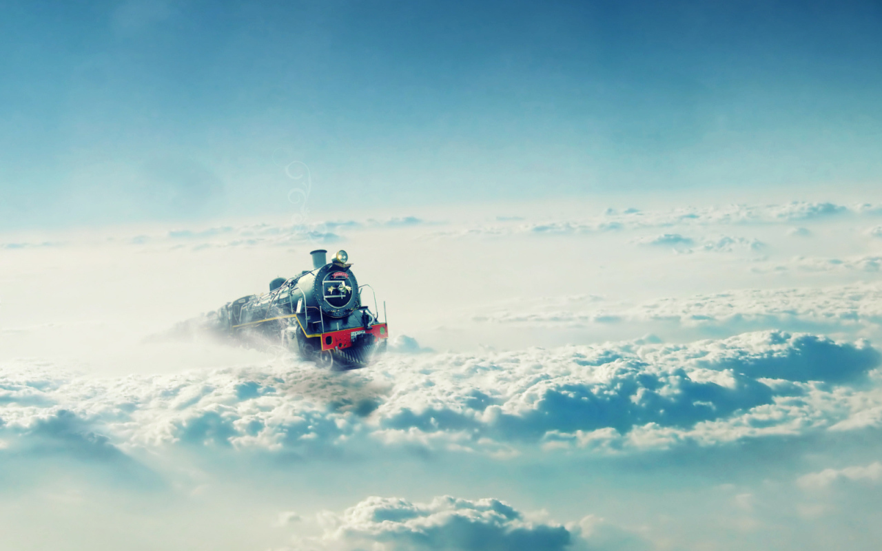 Паровоз в облаках