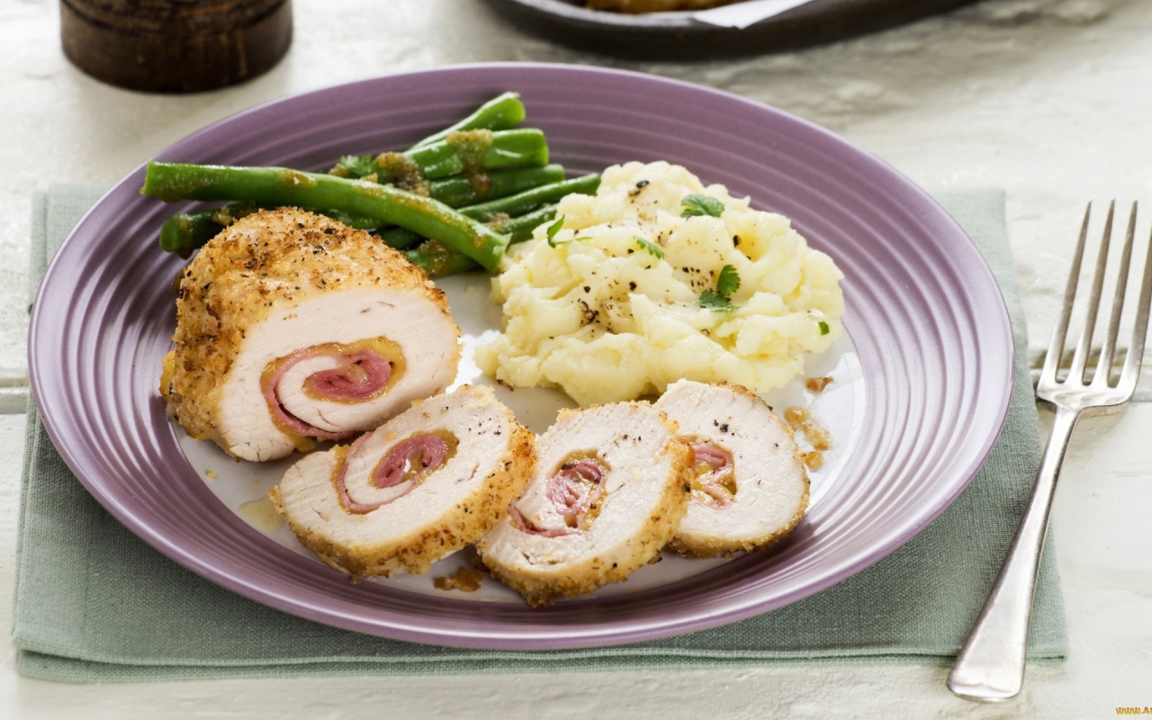 Meatloaf with mashed potatoes