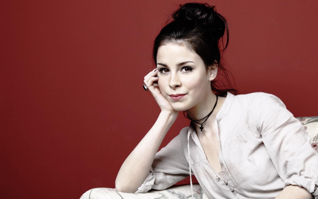 Певица брюнетка Лена Майер-Ландрут