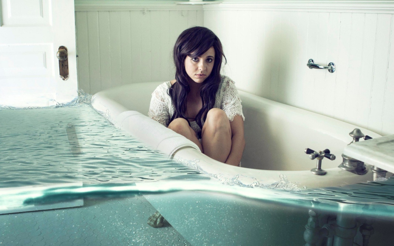 Соседи снизу затопили