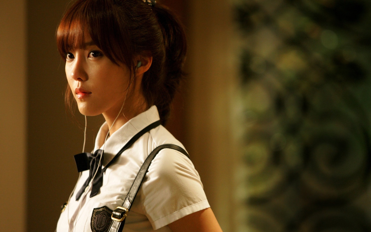 Девушка модель из группы T-ara