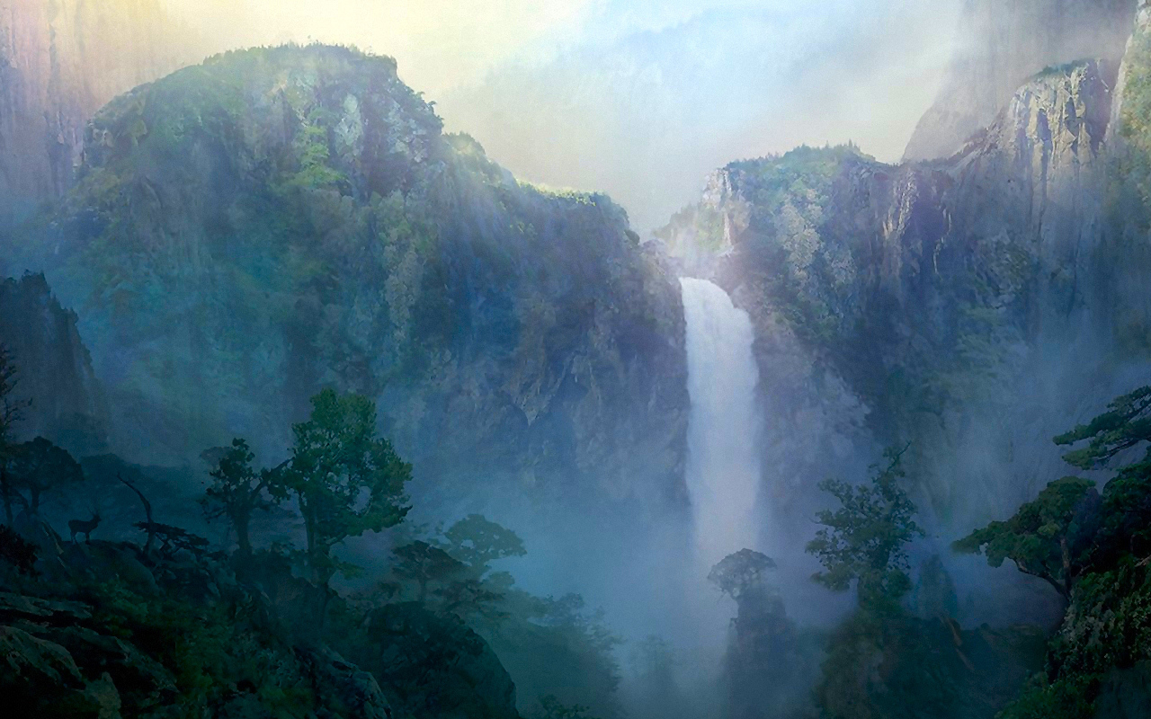 Водопад в ущелье гор