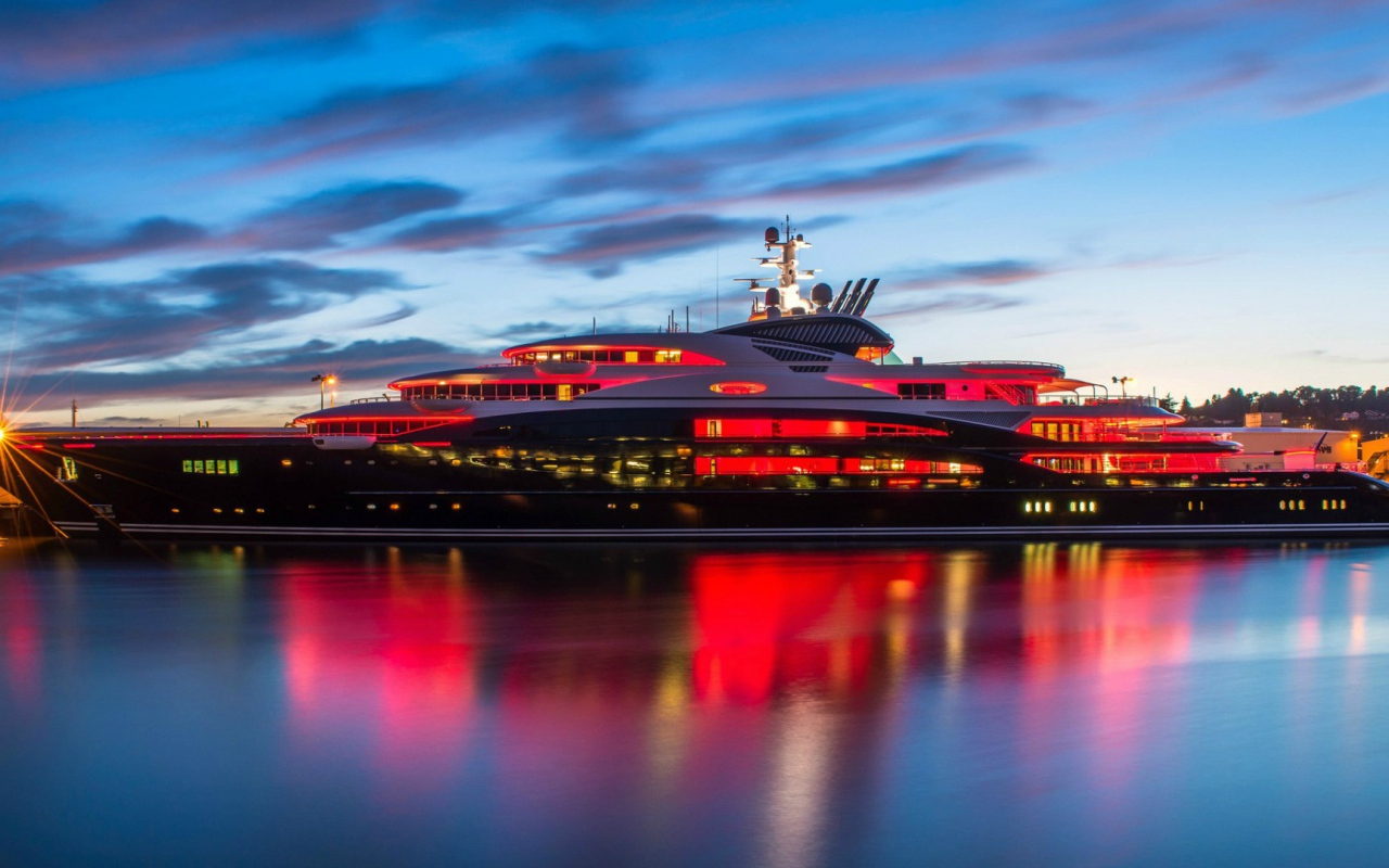 Мега-яхта Serene