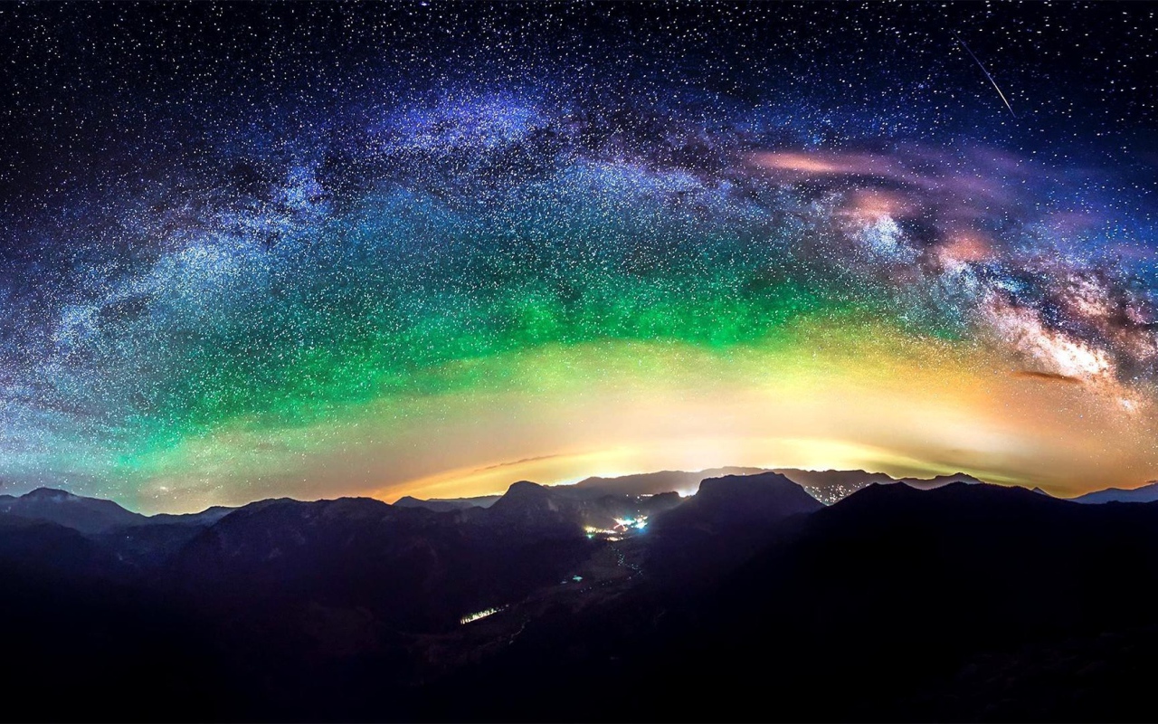 Звездная ночь в горах