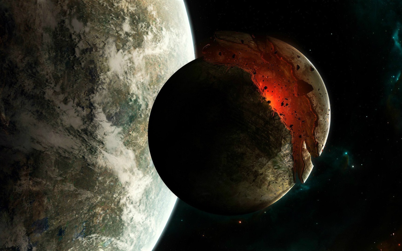 Луна раскололась на части