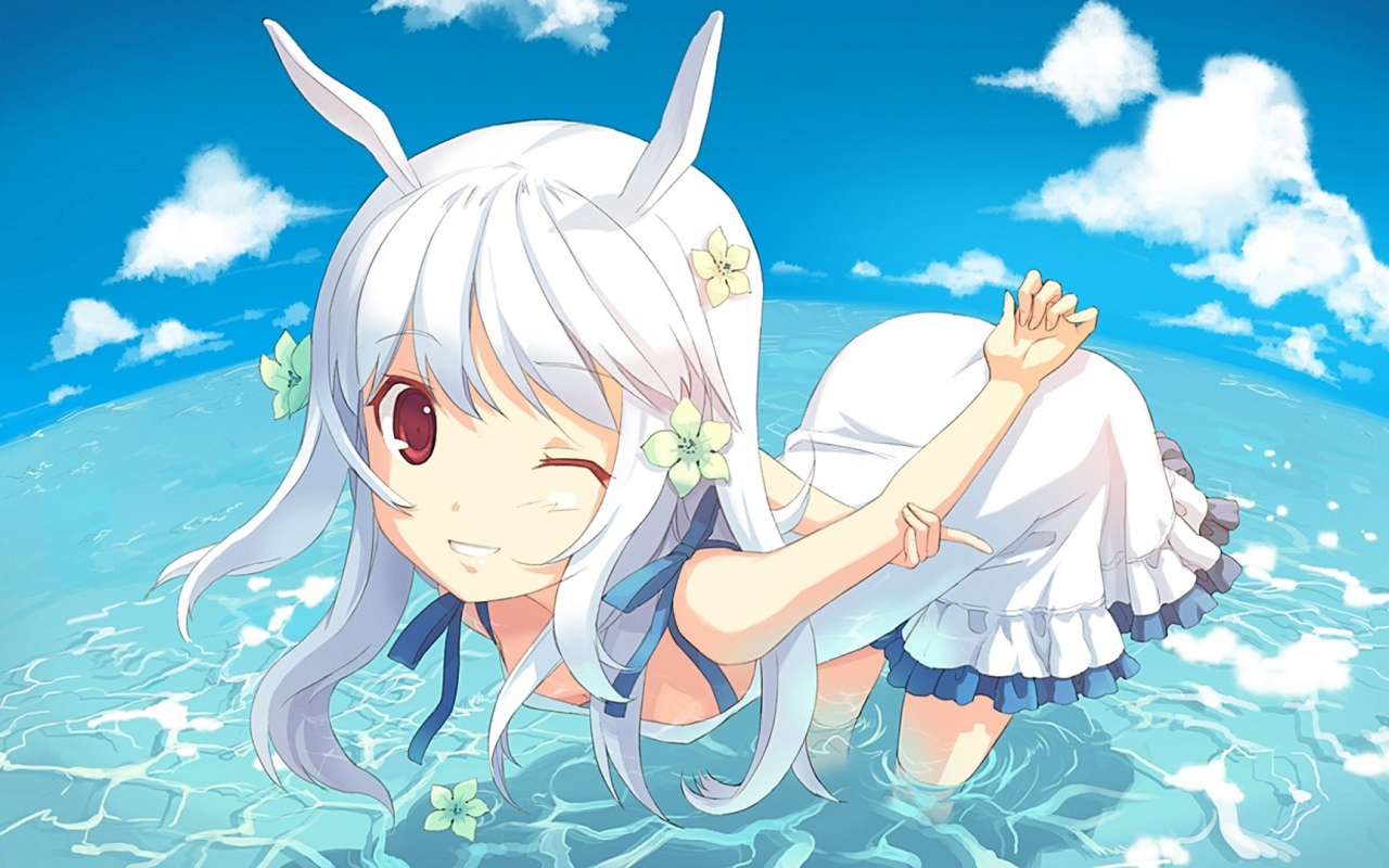 Девушка аниме с ушами кролика 