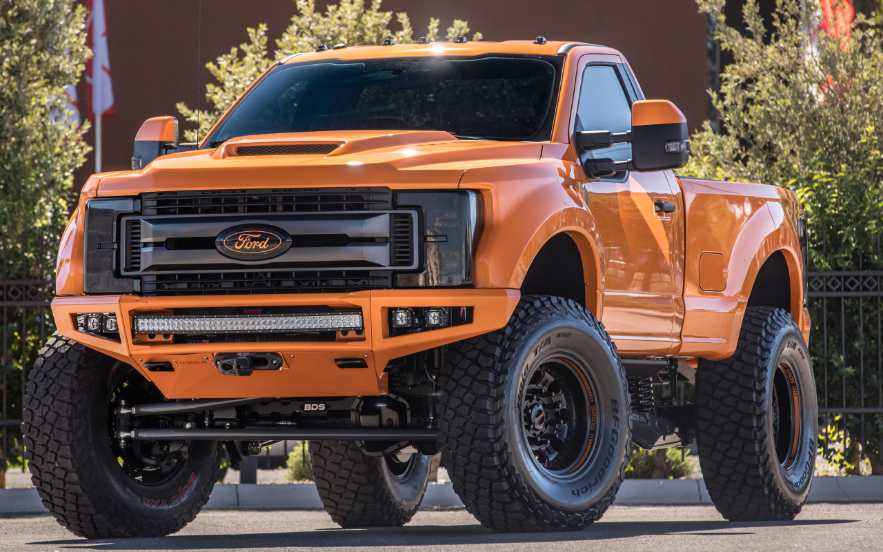 Оранжевый пикап  Ford F 250 Super Duty XLT By BDS Suspension, 2017