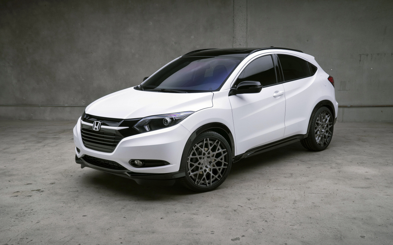 Белый стильный автомобиль Honda HR-V 