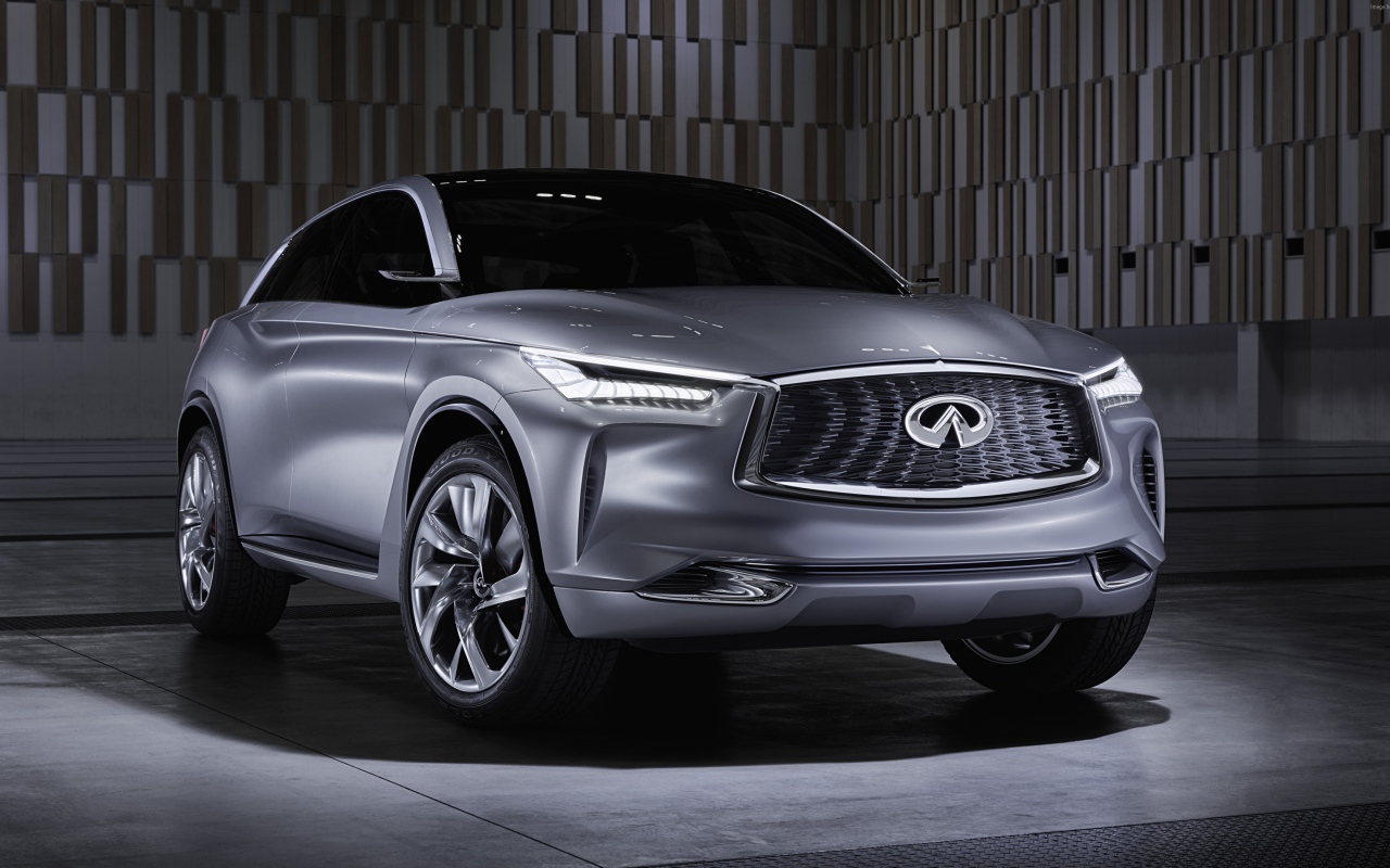 Серебристый кроссовер  Infiniti QX50, 2017