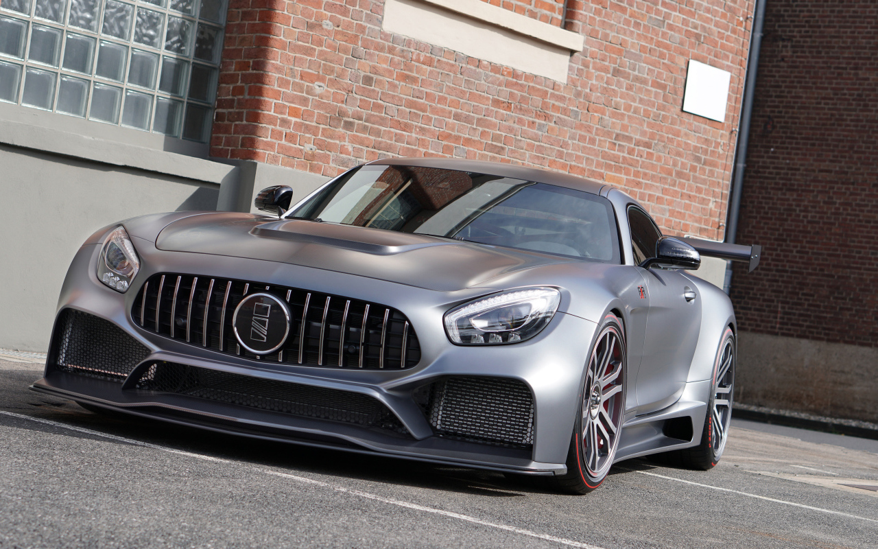 Спортивный серебристый автомобиль Mercedes AMG GT S IMSA RXR One Super GT, 2018