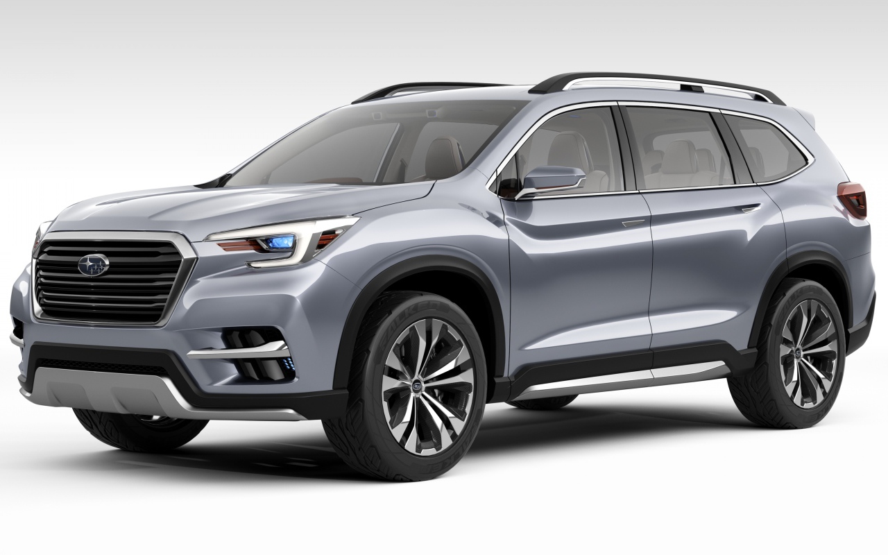 Серебристый внедорожник  Subaru Ascent, 2018 на белом фоне
