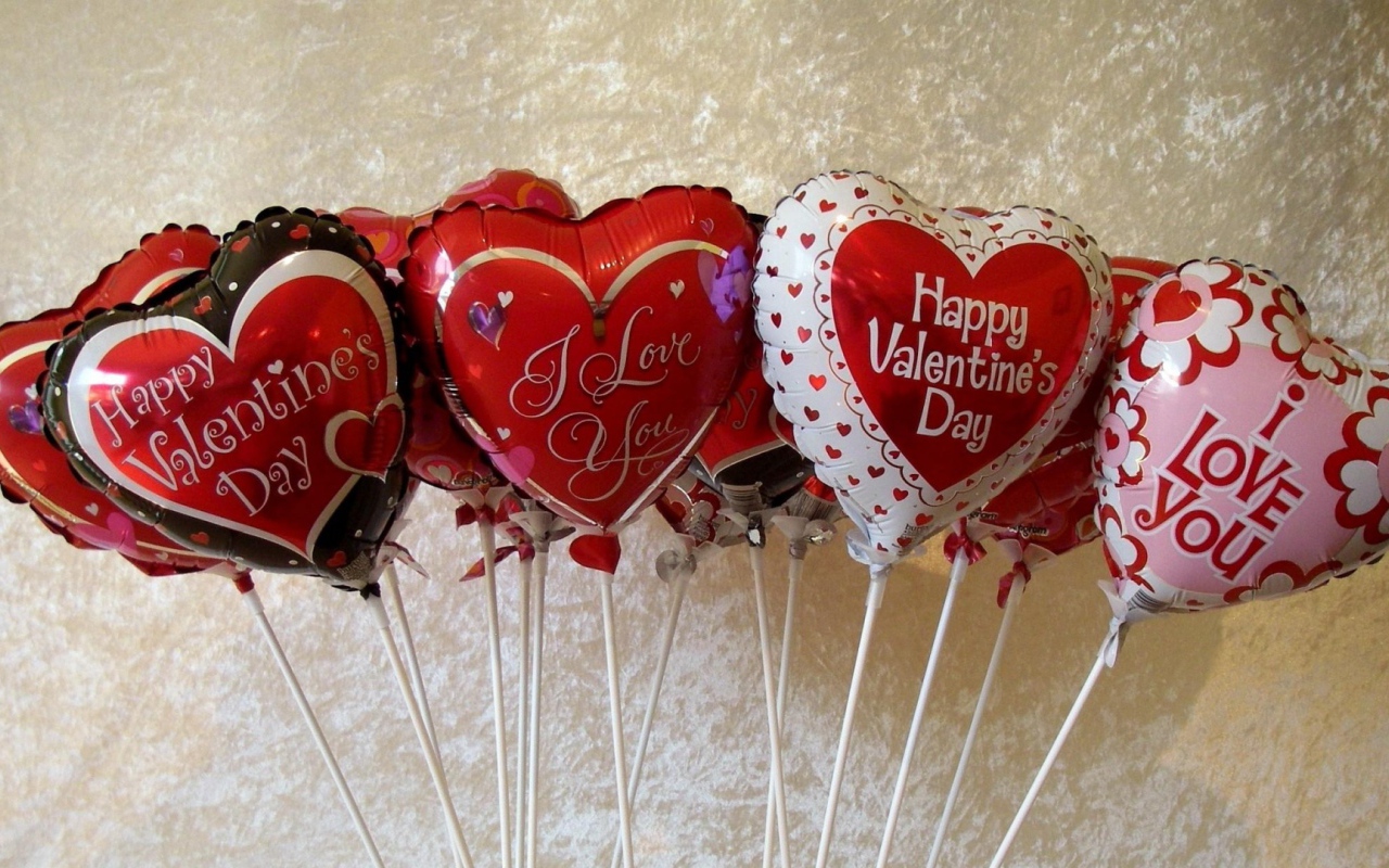 Воздушные шарики на День Всех Влюбленных 