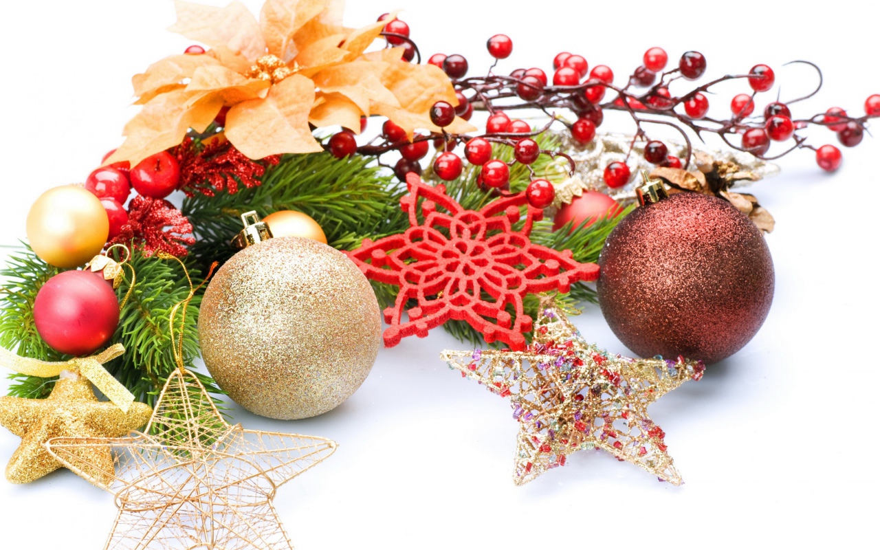 Праздничные украшения на новый год 2018 на белом фоне