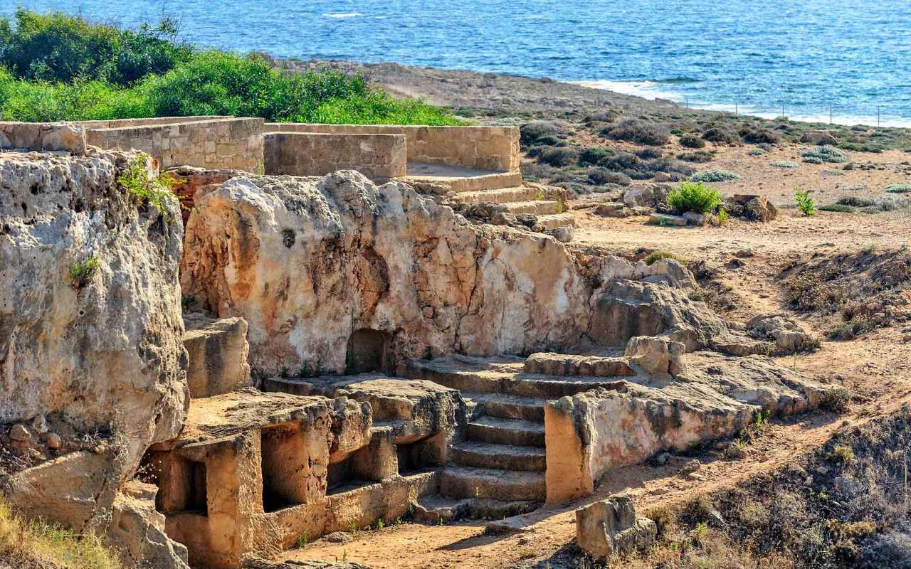 Старинные Царские гробницы, Пафос, Кипр  