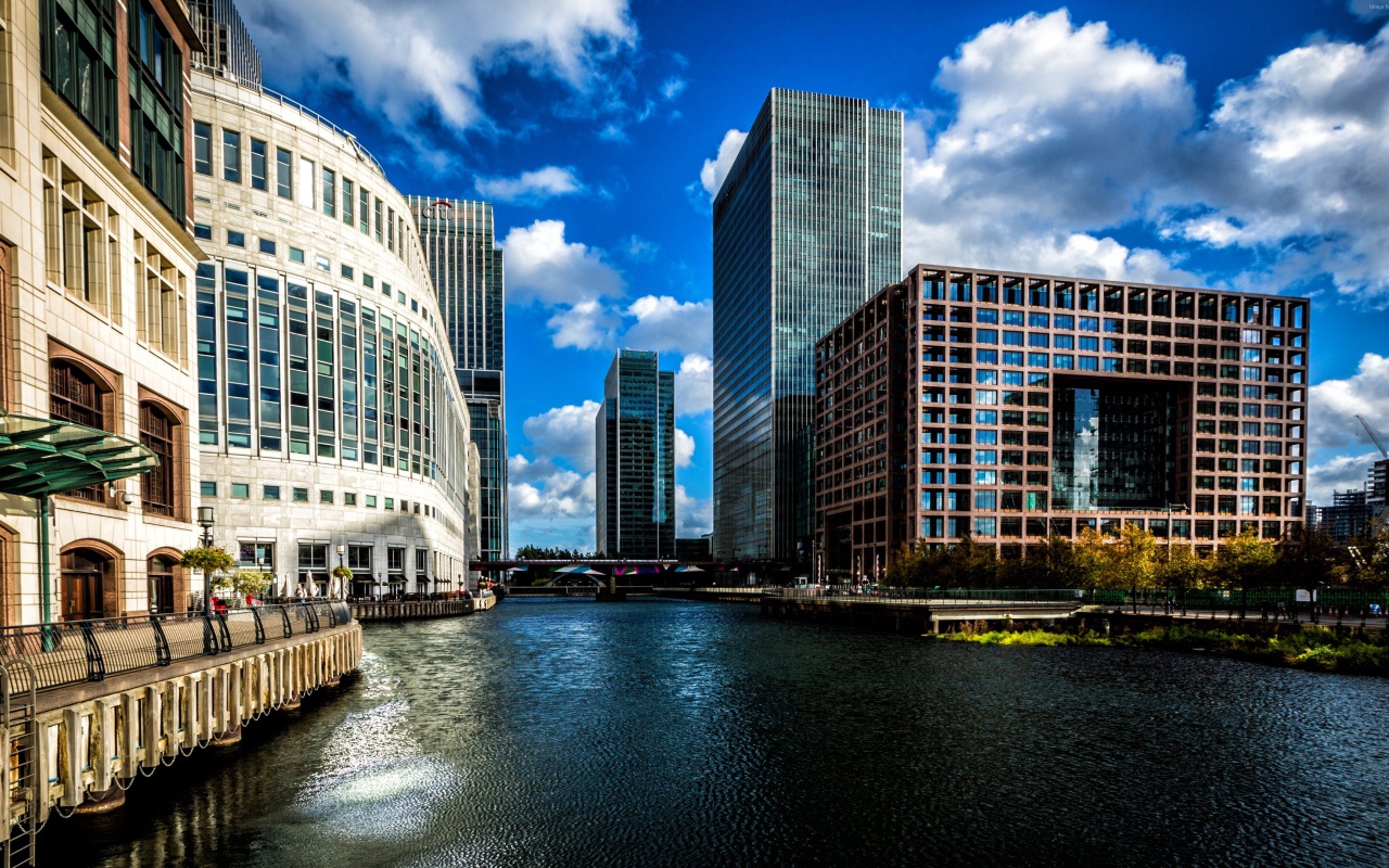 Деловой квартал Канэри-Уорф, Лондон, Великобритания
