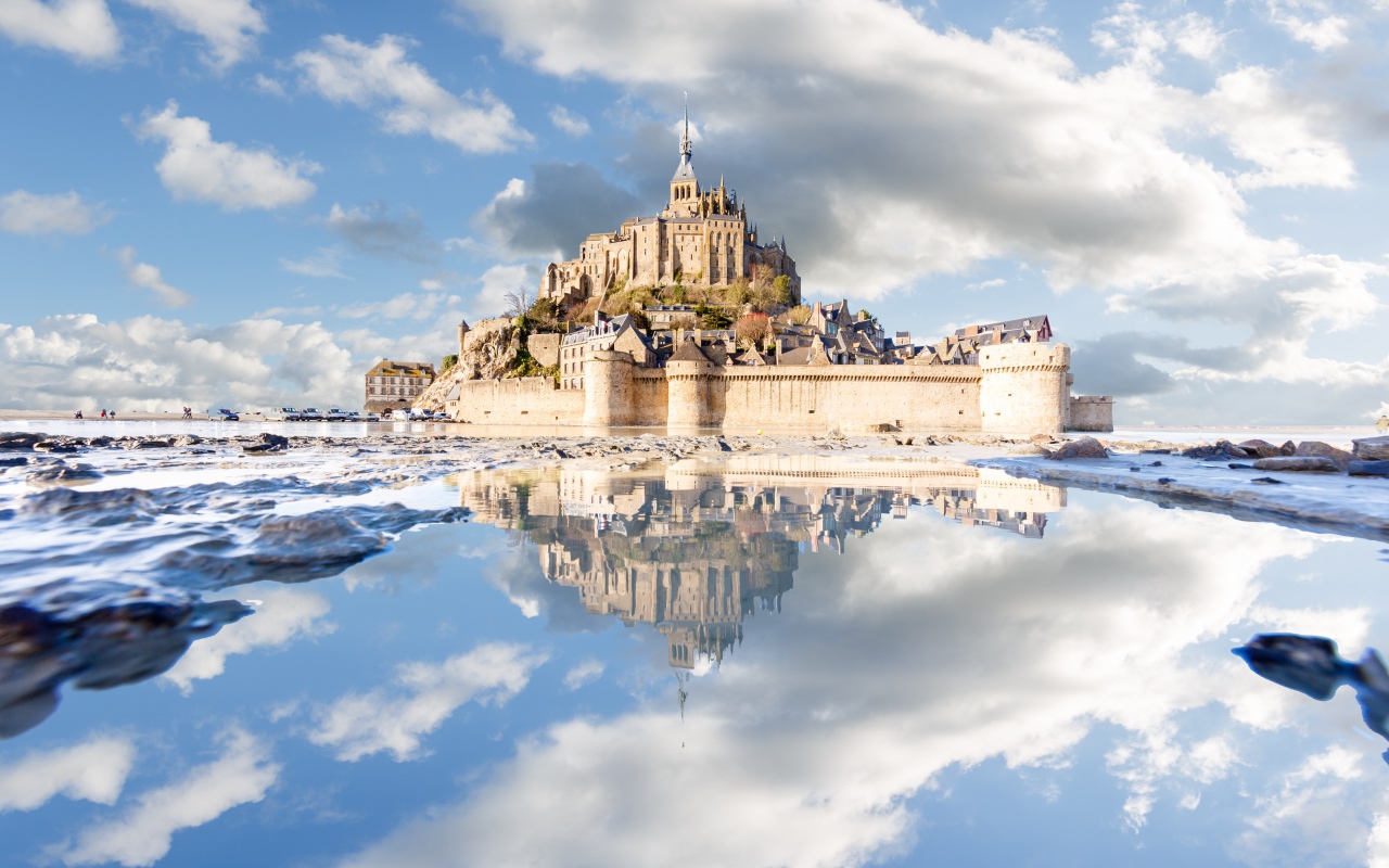 Остров крепость Мон-Сен-Мишель, Франция