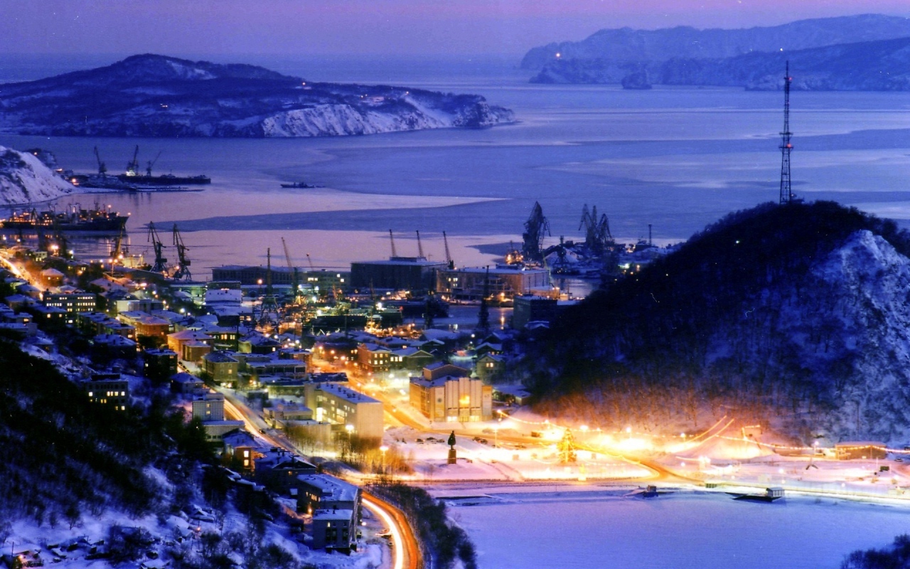 Красивый вид на ночную Камчатку, Россия 