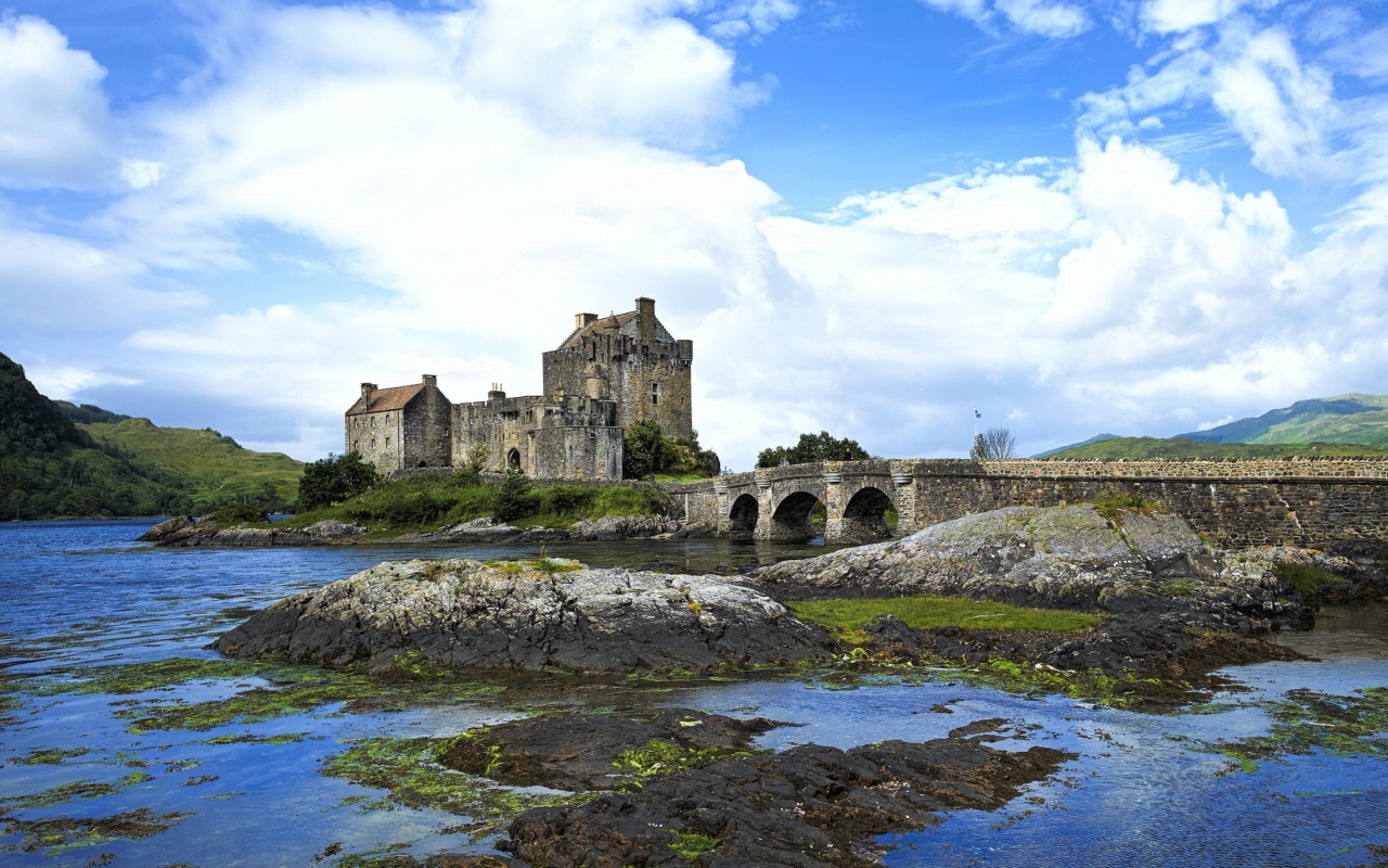 Ancient castle of Eilen-Donan against the background of a beautiful sky, Scotland