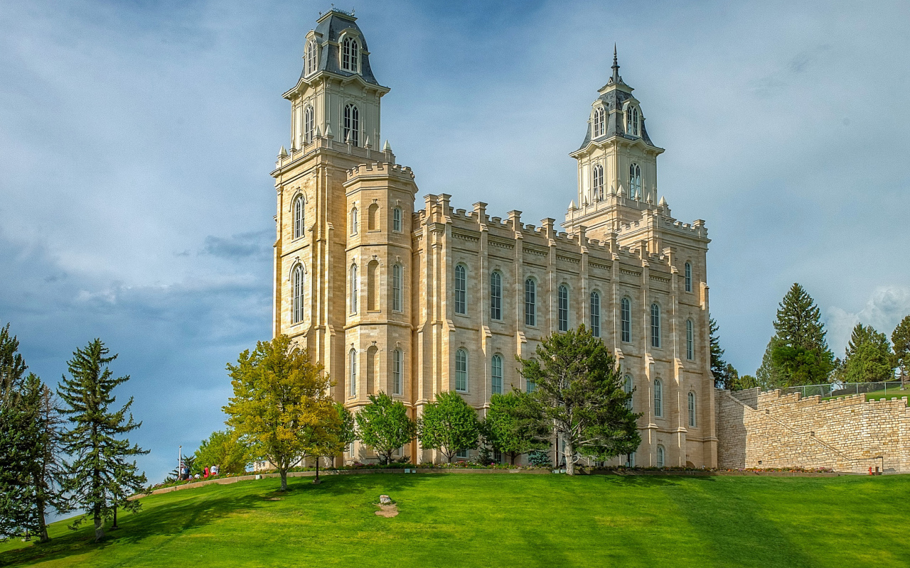 Церковь на холме Manti Utah, США