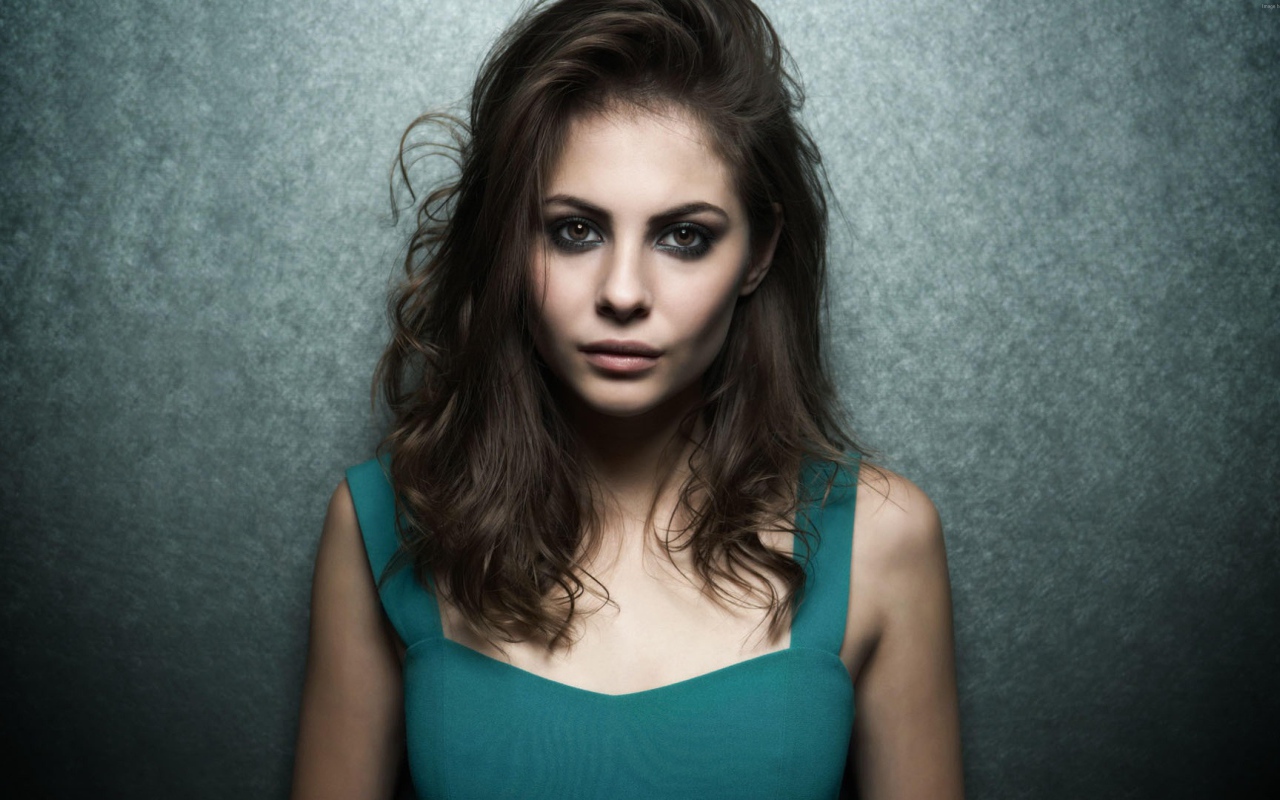 Американская актриса,  модель  Вилла Голланд