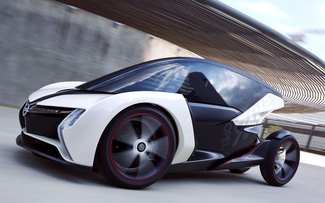 Стильный миниатюрный электромобиль Opel RAK 