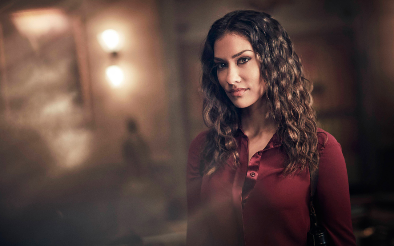 Молодая американская актриса Джанина Гаванкар